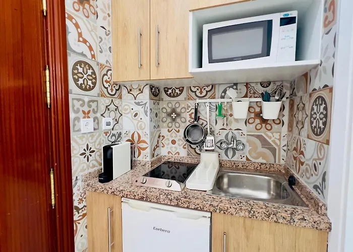 Estudio Velero En El Centro De - South Costa דירה