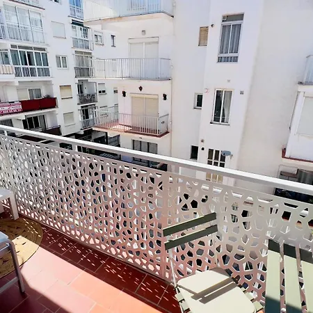 Estudio Velero En El Centro De - South Costa *