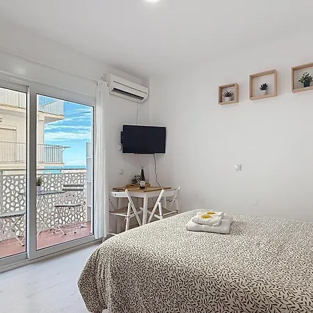 Estudio Velero En El Centro De - South Costa *