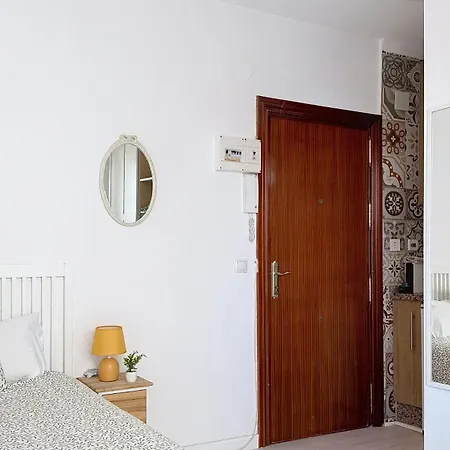 Estudio Velero En El Centro De - South Costa Нерха